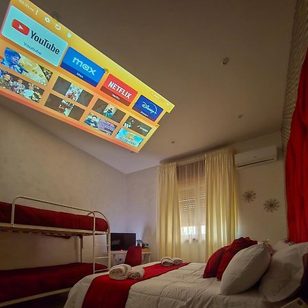 فندق Easy Boarding نابولي المظهر الخارجي الصورة